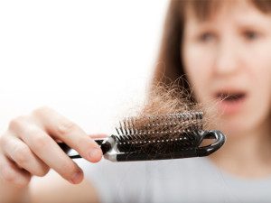 Cara mengatasi rambut rontok